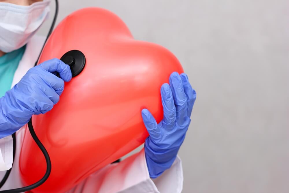 omega corazon reduce trigliceridos El omega 3 y sus beneficios para el corazón